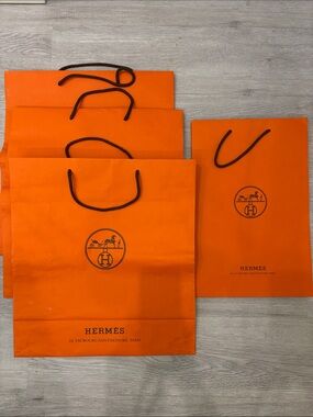 Hermès Orange Shopping Bags - Signature Logo - Set of 4